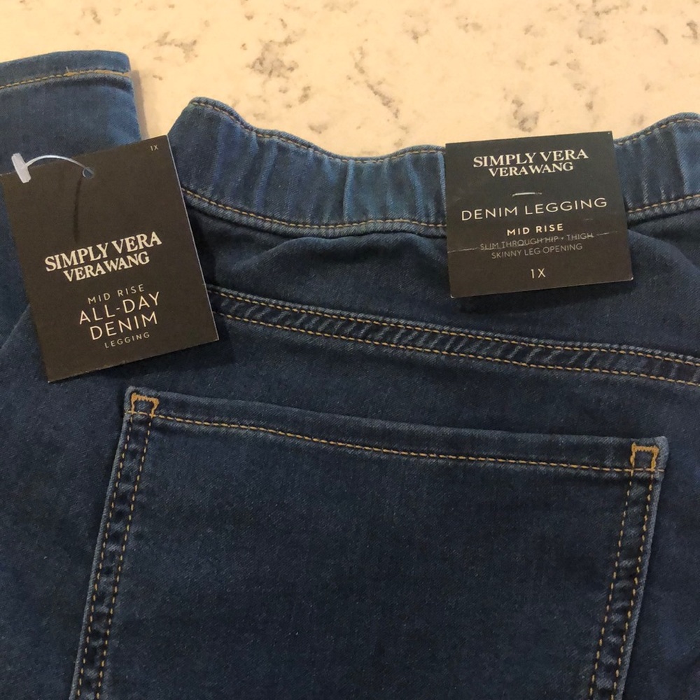 Vera Wang denim leggings